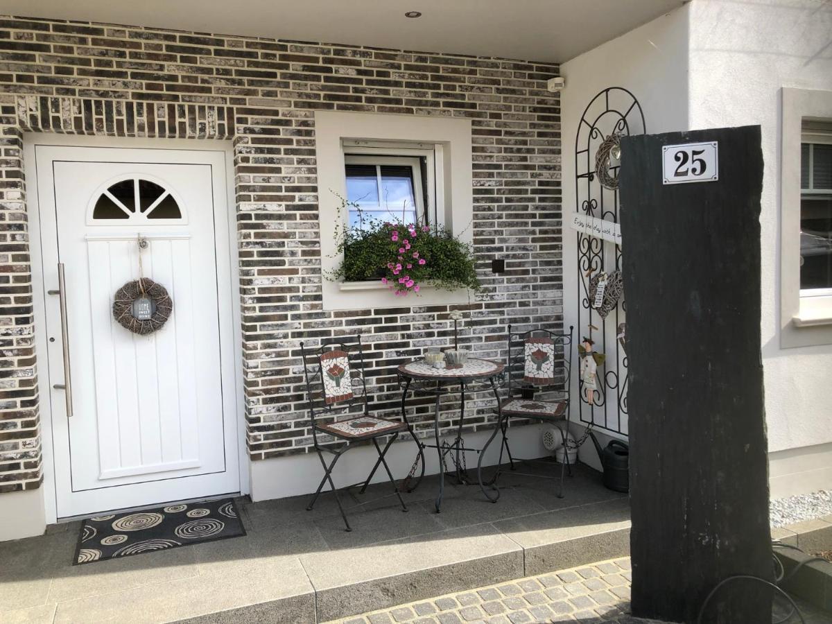 Homeflair Niederkassel Exteriör bild
